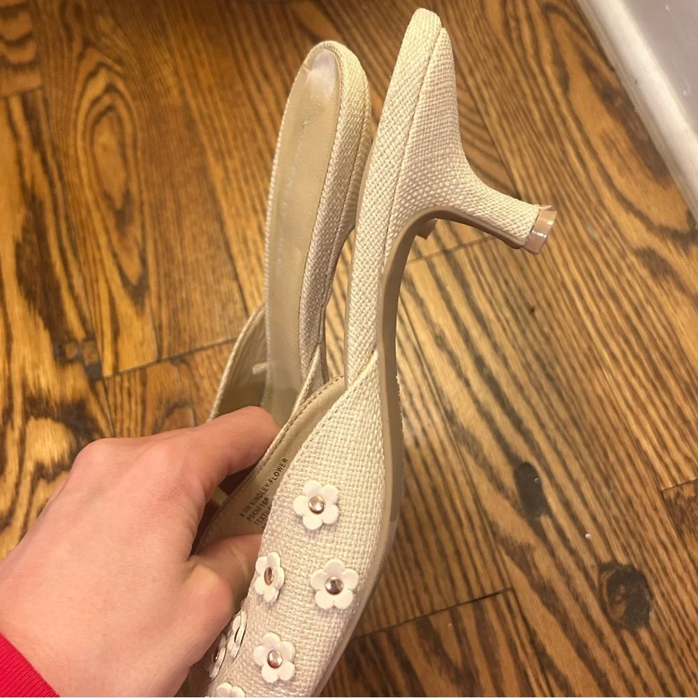 Sincerely Jules Cream Floral Heels - Picture 5 of 5